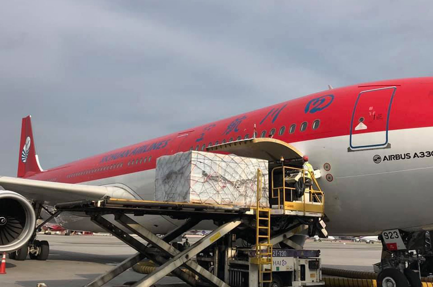 2 Juta Vaksin Covid-19 Sinovac Tiba di Thailand